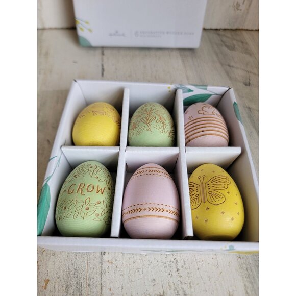 Hallmark egg wooden pastel home decor Easter spring set - Picture 4 of 5